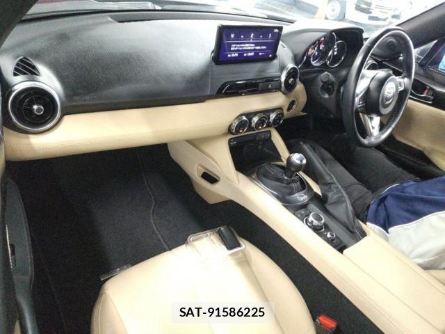 Mazda ROADSTER 2024-01 8816124-2