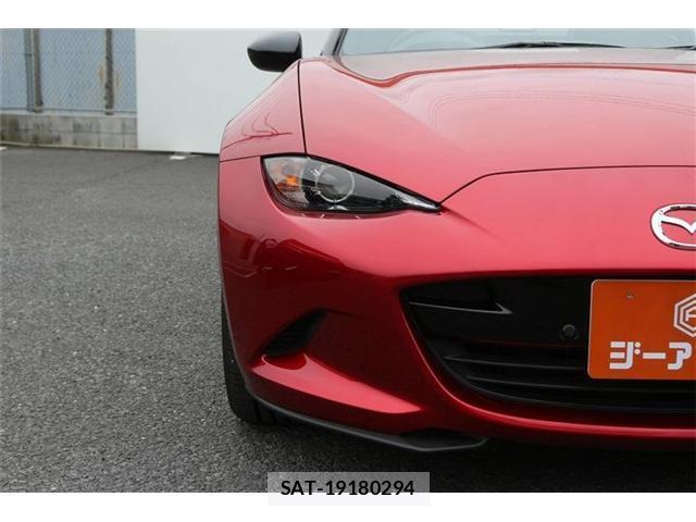 Mazda ROADSTER 2020-01 8812812-11
