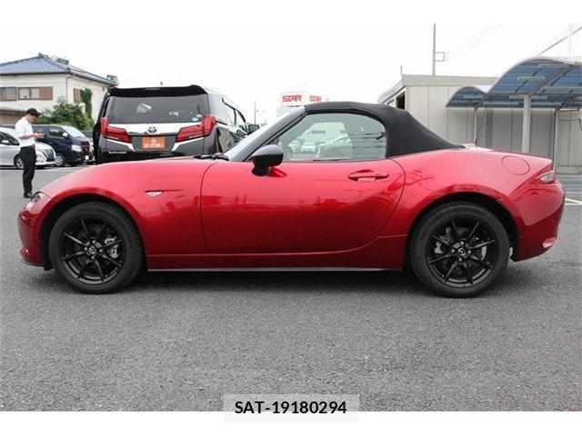 Mazda ROADSTER 2020-01 8812812-7