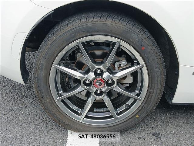 Mazda ROADSTER 2020-09 8812818-19