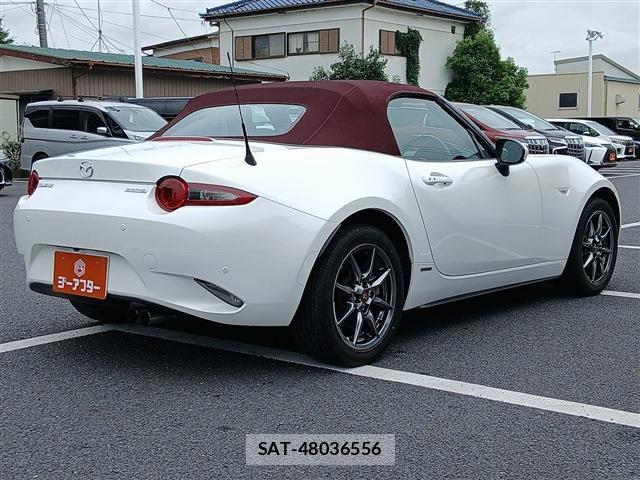 Mazda ROADSTER 2020-09 8812818-4