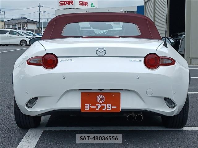 Mazda ROADSTER 2020-09 8812818-5