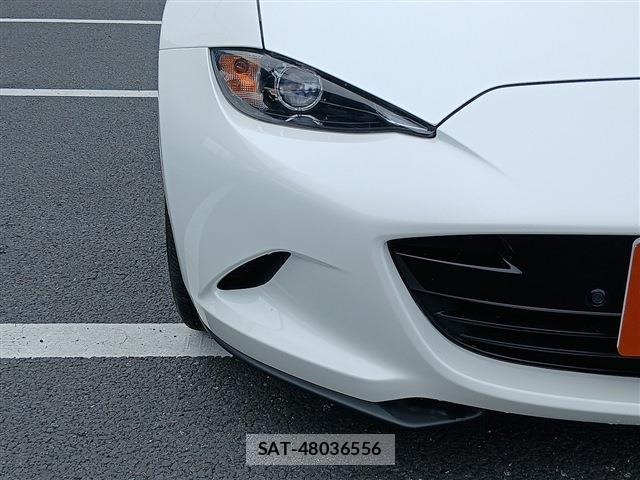 Mazda ROADSTER 2020-09 8812818-9