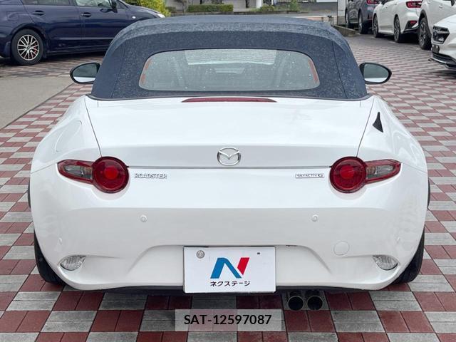 Mazda ROADSTER 2022-07 8814369-14