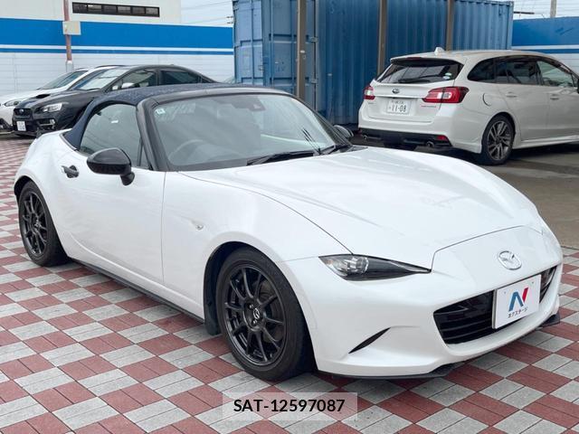 Mazda ROADSTER 2022-07 8814369-15