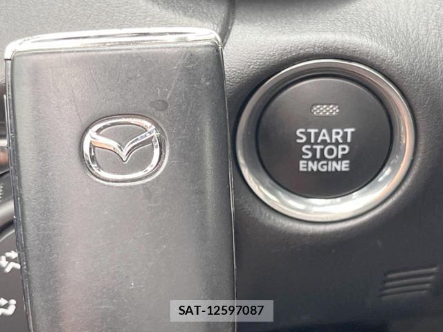 Mazda ROADSTER 2022-07 8814369-6