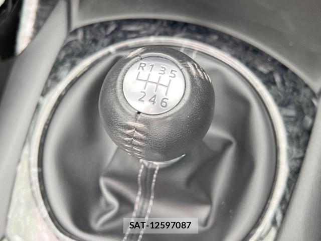 Mazda ROADSTER 2022-07 8814369-7