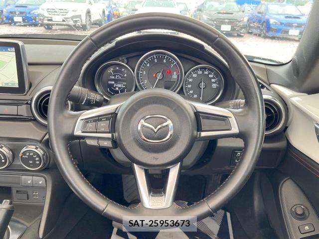 Mazda ROADSTER 2017-08 8814372-10