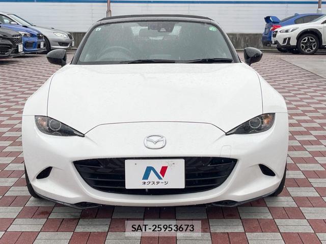 Mazda ROADSTER 2017-08 8814372-13
