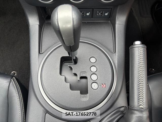 Mazda ROADSTER 2012-04 8816495-1