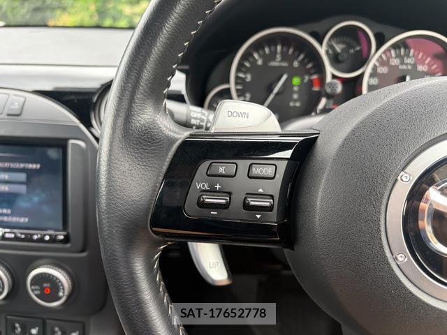 Mazda ROADSTER 2012-04 8816495-2