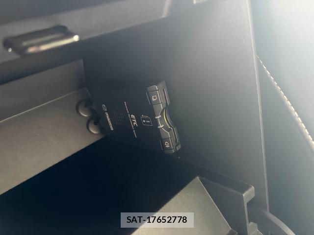 Mazda ROADSTER 2012-04 8816495-5