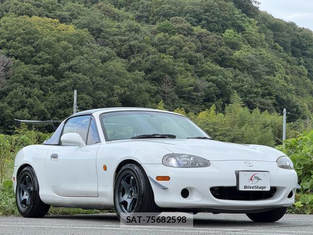 Mazda ROADSTER 2000-12 8817306-12