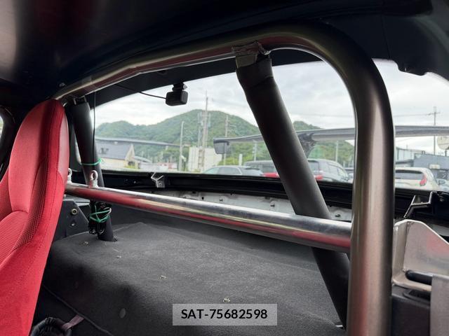 Mazda ROADSTER 2000-12 8817306-18