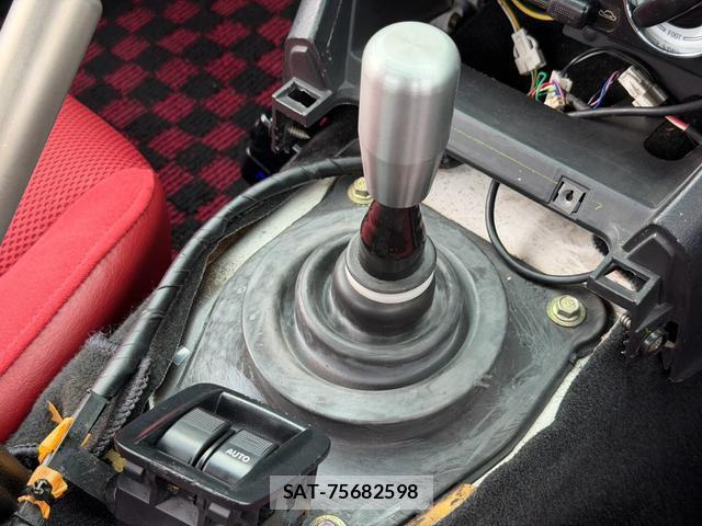 Mazda ROADSTER 2000-12 8817306-5