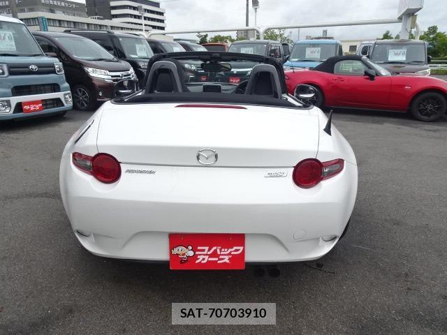 Mazda ROADSTER 2015-08 8817890-3