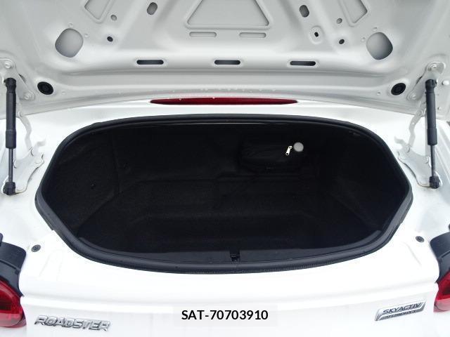 Mazda ROADSTER 2015-08 8817890-7