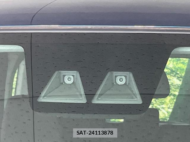 Toyota ROOMY 2021-08 8812180-5