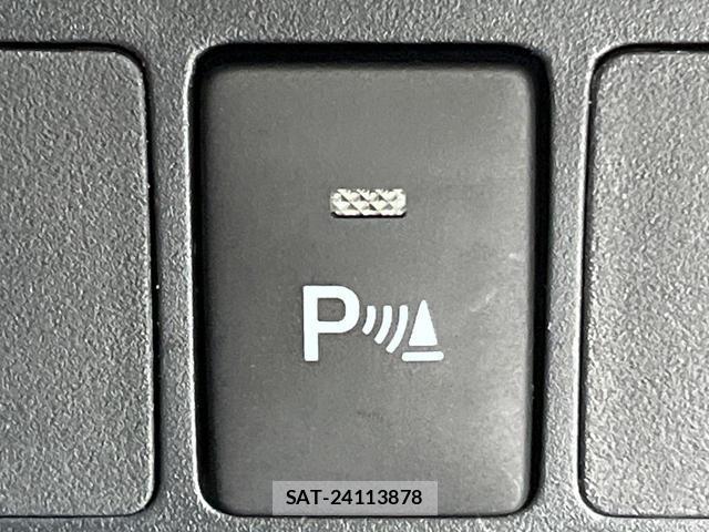 Toyota ROOMY 2021-08 8812180-6