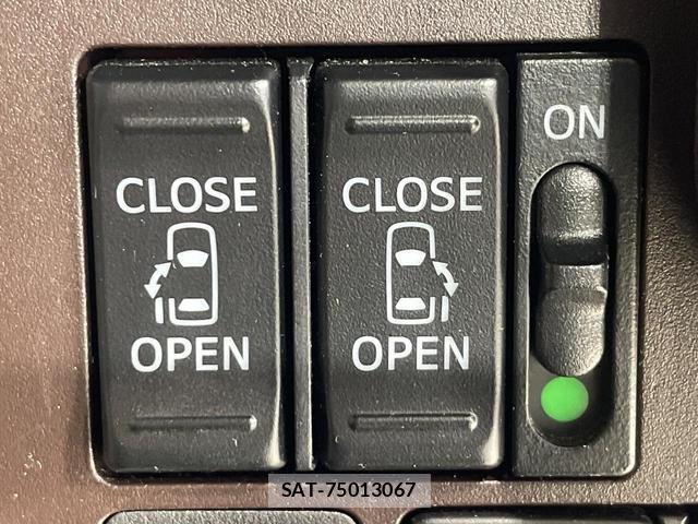Toyota ROOMY 2018-03 8814398-2