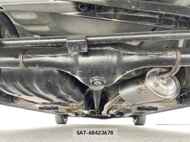 Toyota ROOMY 2018-05 8814786-15