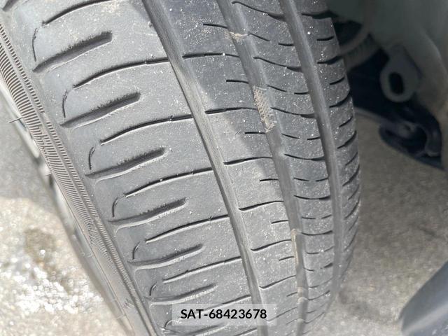 Toyota ROOMY 2018-05 8814786-18