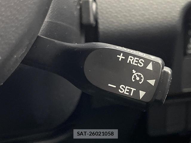 Toyota ROOMY 2017-07 8815091-6