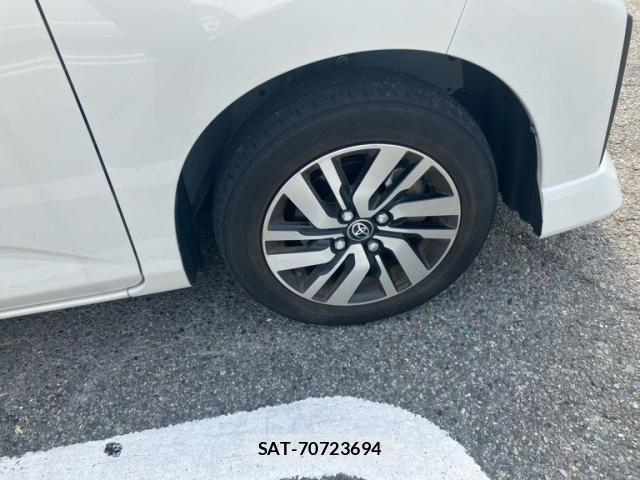Toyota ROOMY 2022-10 8815217-2