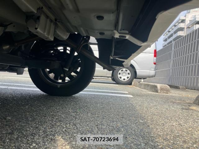 Toyota ROOMY 2022-10 8815217-3
