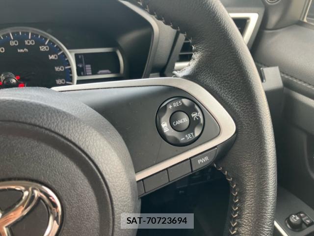 Toyota ROOMY 2022-10 8815217-9