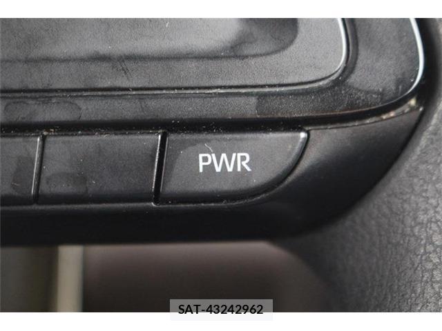 Toyota ROOMY 2021-08 8815682-7