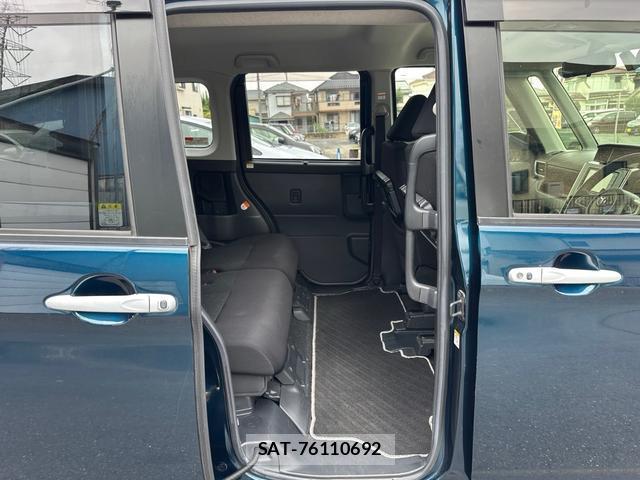 Toyota ROOMY 2019-05 8815705-13