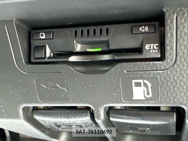Toyota ROOMY 2019-05 8815705-6