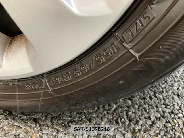 Toyota ROOMY 2017-11 8816329-5