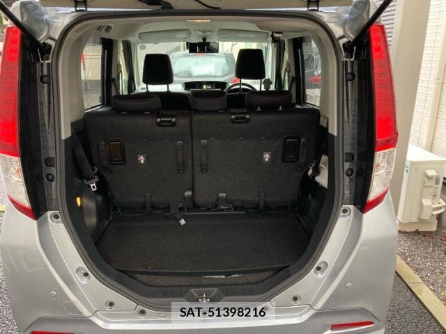 Toyota ROOMY 2017-11 8816329-6