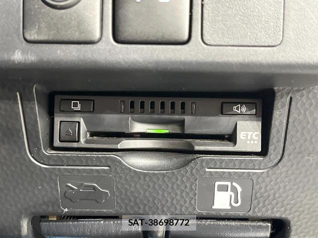 Toyota ROOMY 2019-02 8816469-4