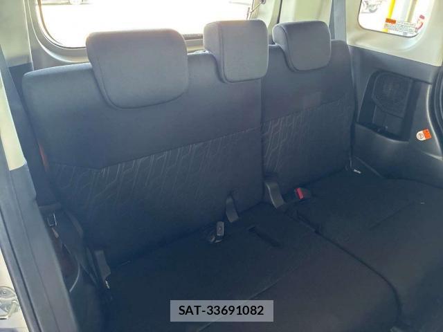 Toyota ROOMY 2020-05 8817336-3