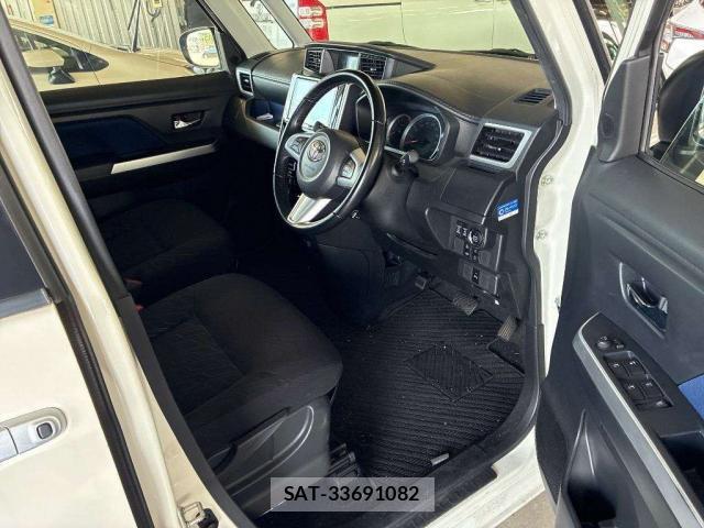 Toyota ROOMY 2020-05 8817336-5