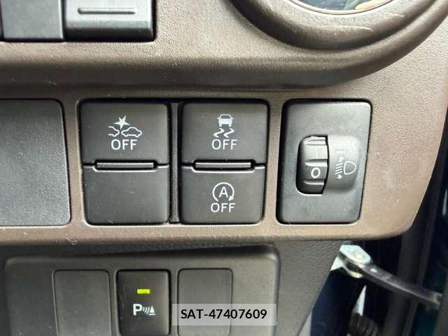 Toyota ROOMY 2021-05 8817700-5