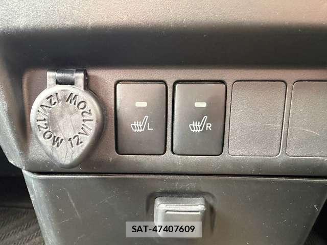Toyota ROOMY 2021-05 8817700-7