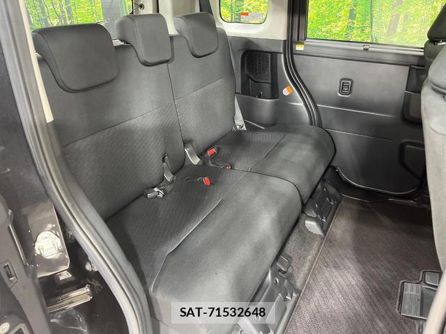 Toyota ROOMY 2017-10 8817827-10