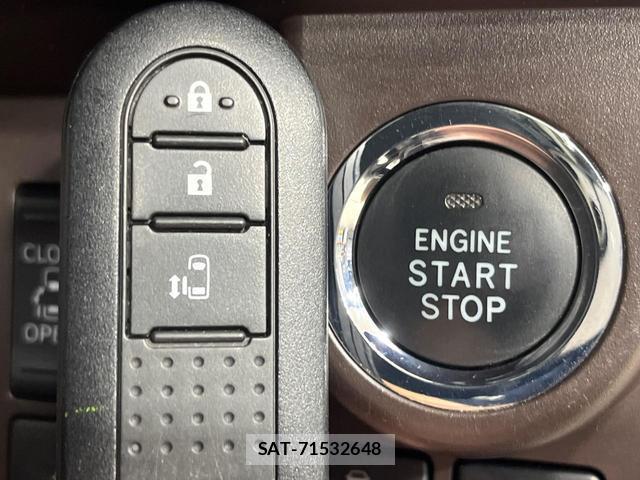 Toyota ROOMY 2017-10 8817827-7