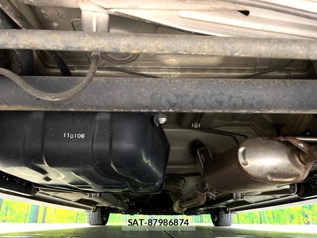 Nissan ROOX 2010-01 8812857-18