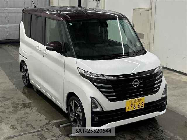 Nissan ROOX 2025-09 8813026-7