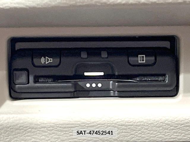 Nissan ROOX 2022-08 8813078-5