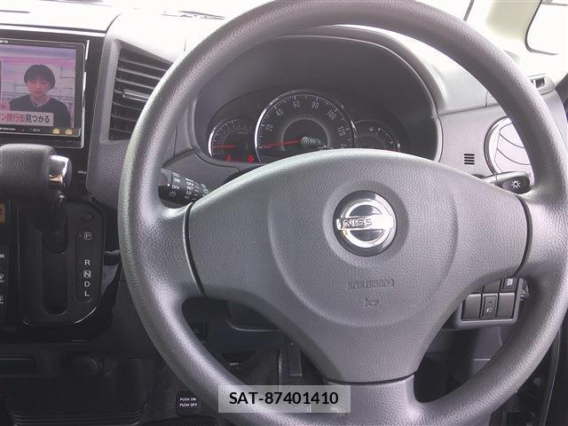 Nissan ROOX 2012-11 8813088-17