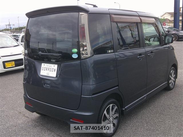Nissan ROOX 2012-11 8813088-5