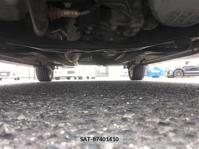 Nissan ROOX 2012-11 8813088-9