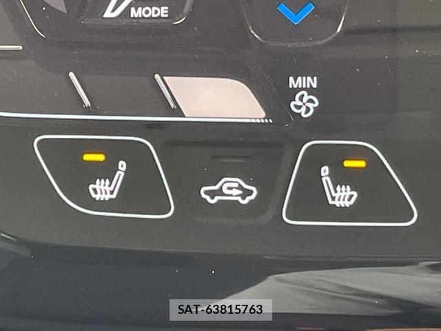 Nissan ROOX 2021-09 8813114-6