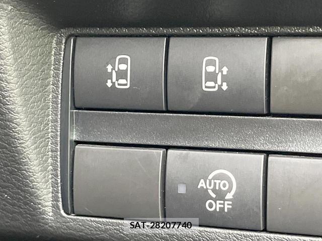 Nissan ROOX 2023-11 8813973-4